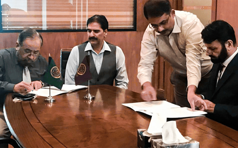MOU-Signing-for-Forces-School-Paris-Road-Sialkot-Campus