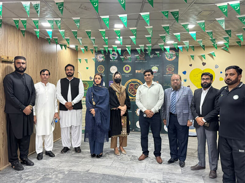 Chairperson of Gujranwala Board Engr. Dr. Aqsa Shabbir visited Gujrat Campus
